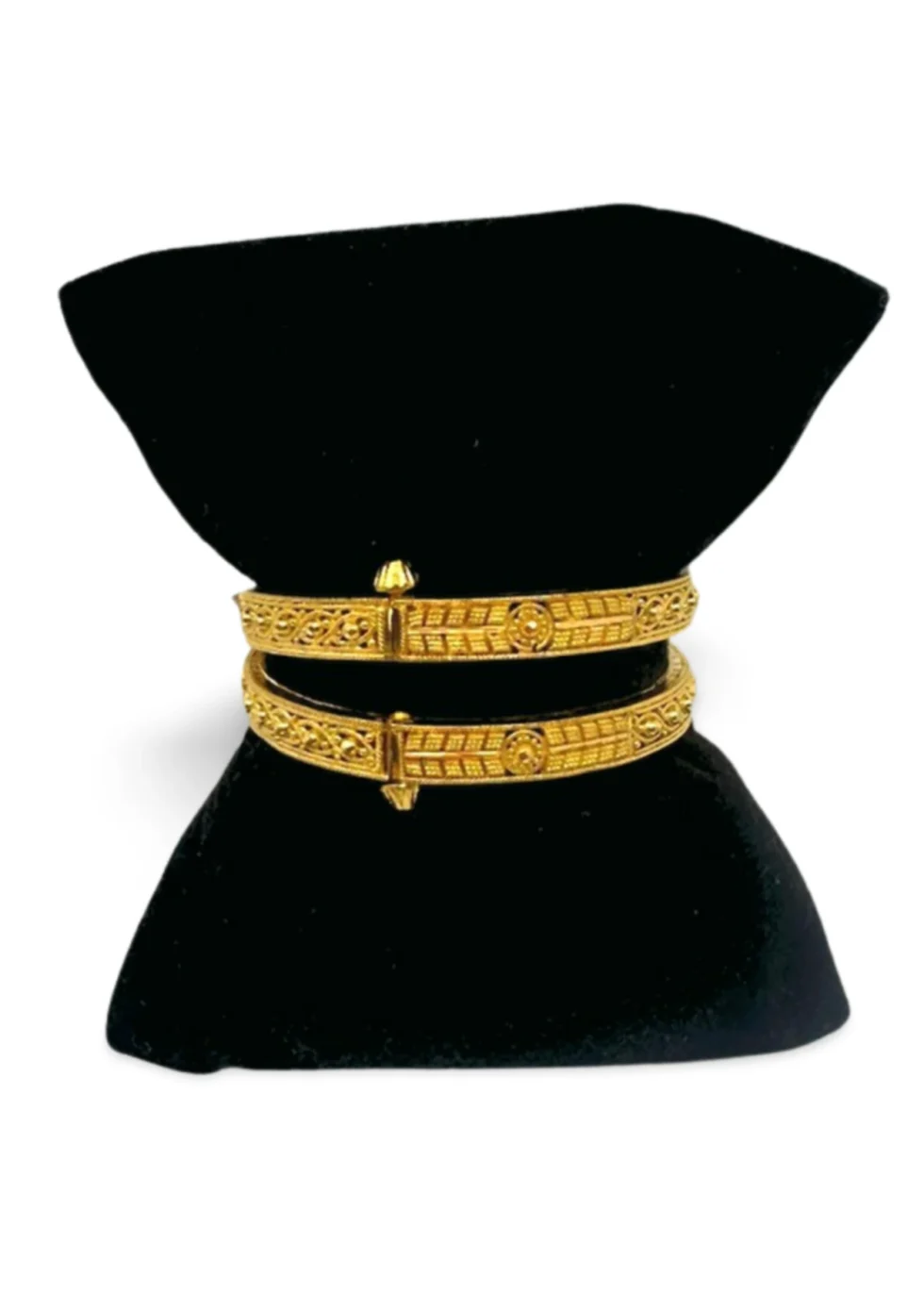 22K gold baby bracelet with engraved design USA