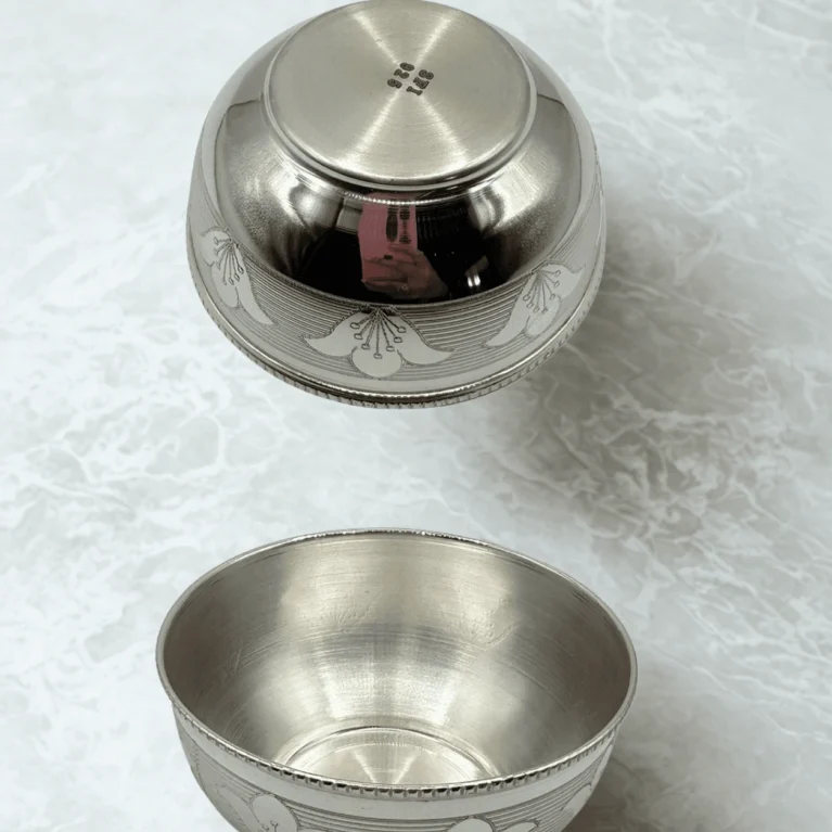 999 Silver Bowl with Floral Engraving – 33g Silver Bowl USA