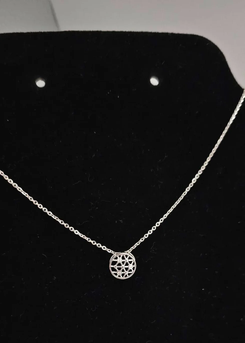 14KT Diamond Gold Necklace with Geometric Pendant