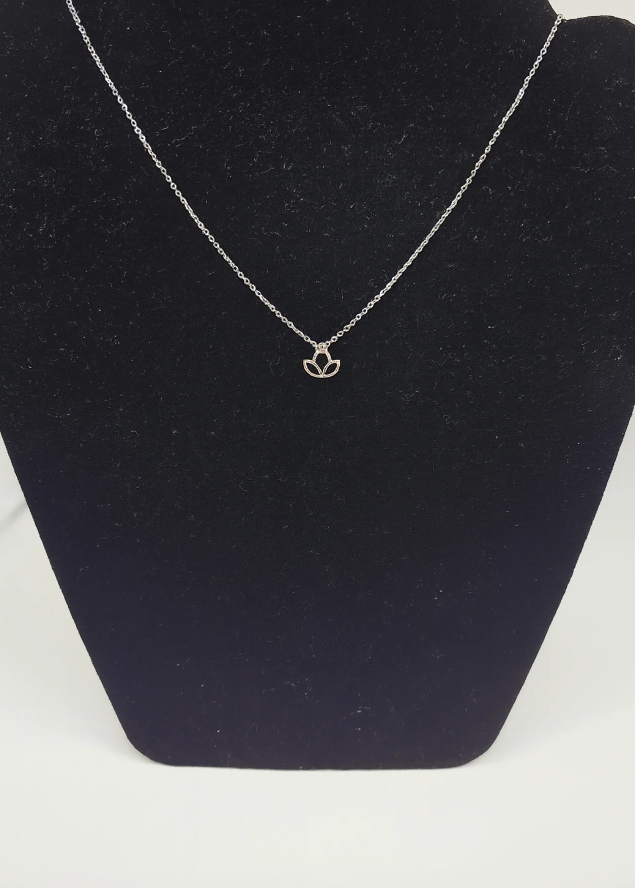 Luna leaf diamond pendant in 14KT white gold