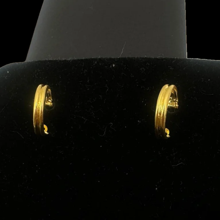 Sleek Heritage 22KT Gold Hoop Earrings