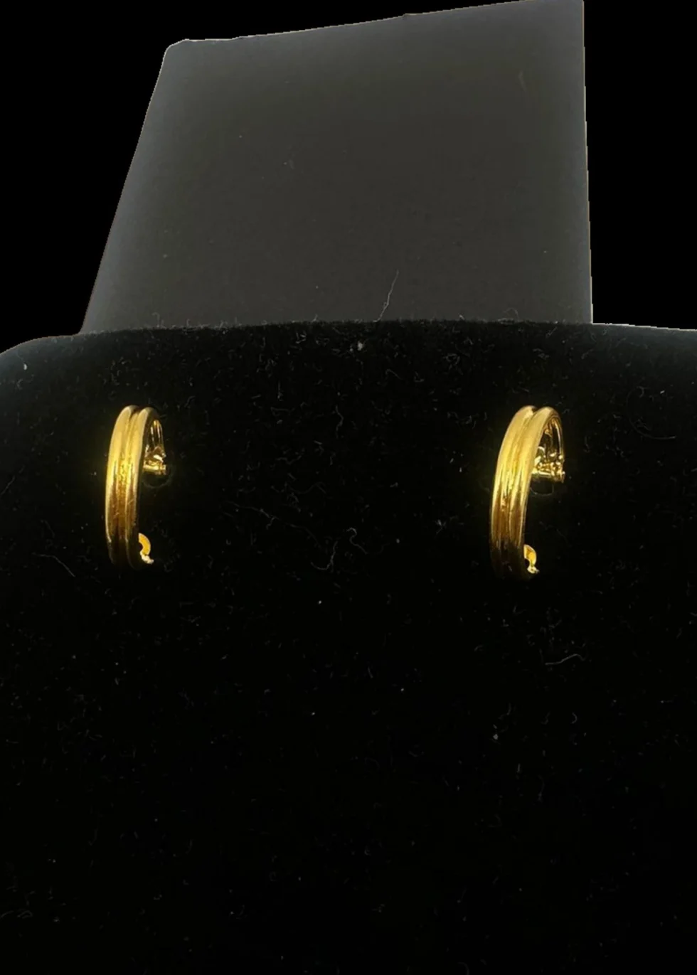 Sleek Heritage 22KT Gold Hoop Earrings